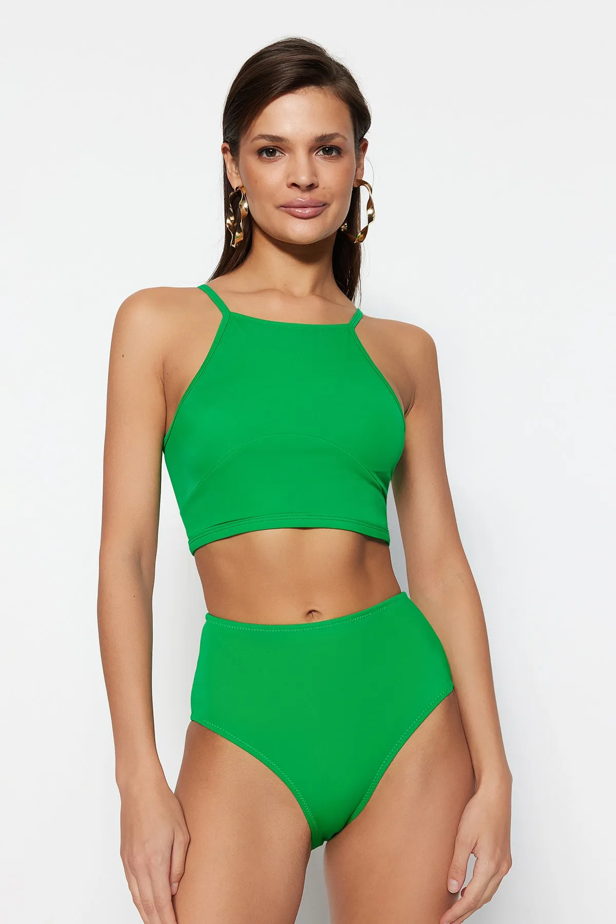 Trendyol Collection  Grünes Neckholder-Bikinioberteil TBESS21BU0027