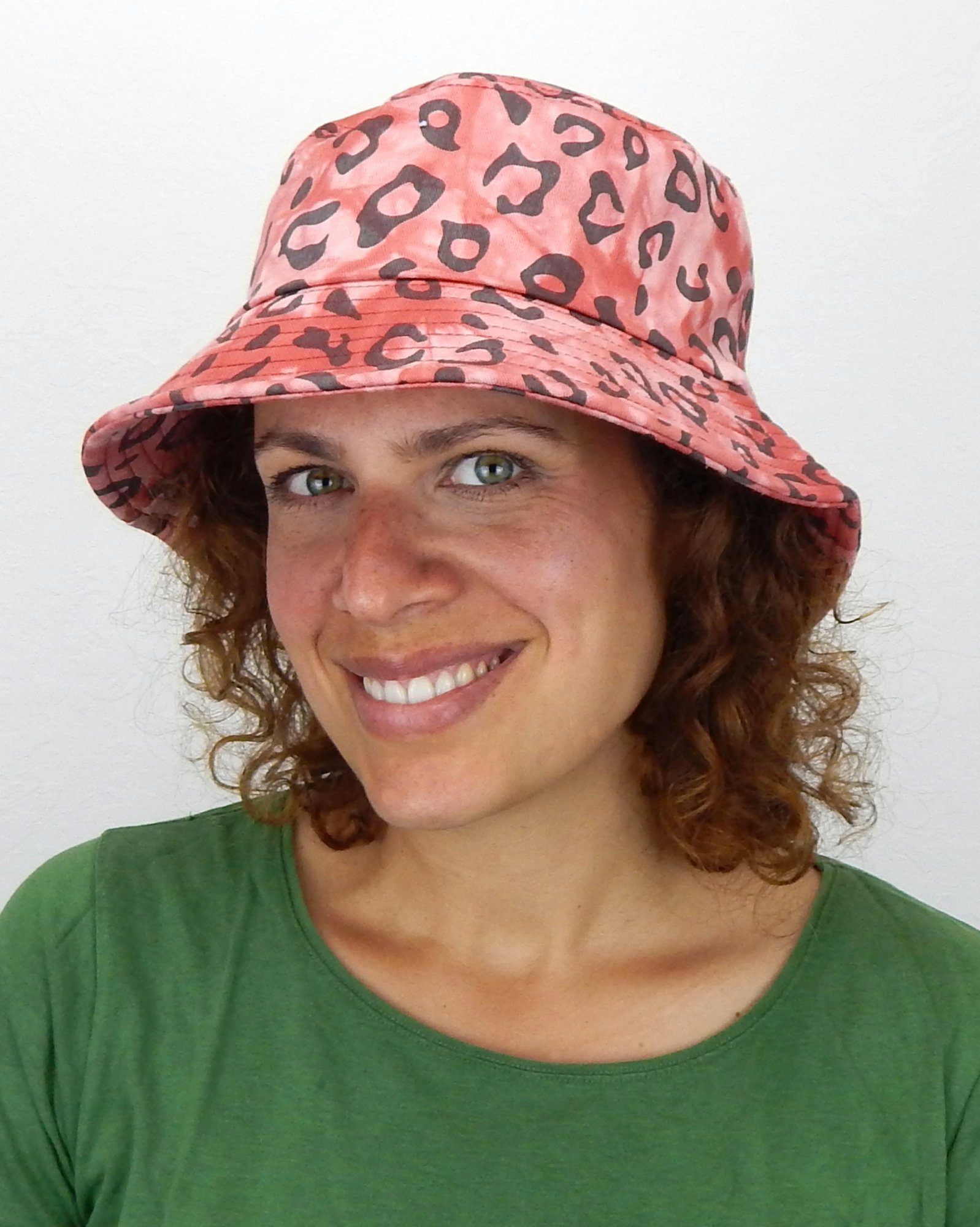 Ella Jonte Sonnenhut Bucket Hat rot schwarz Leopard Camouflage 54 - 56