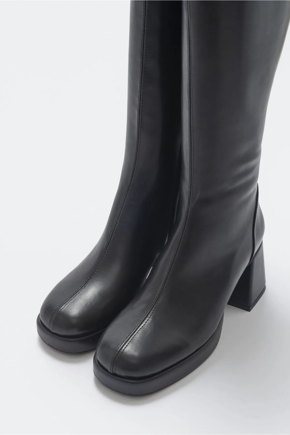 LuviShoes  Noote Black Skin Damenstiefel
