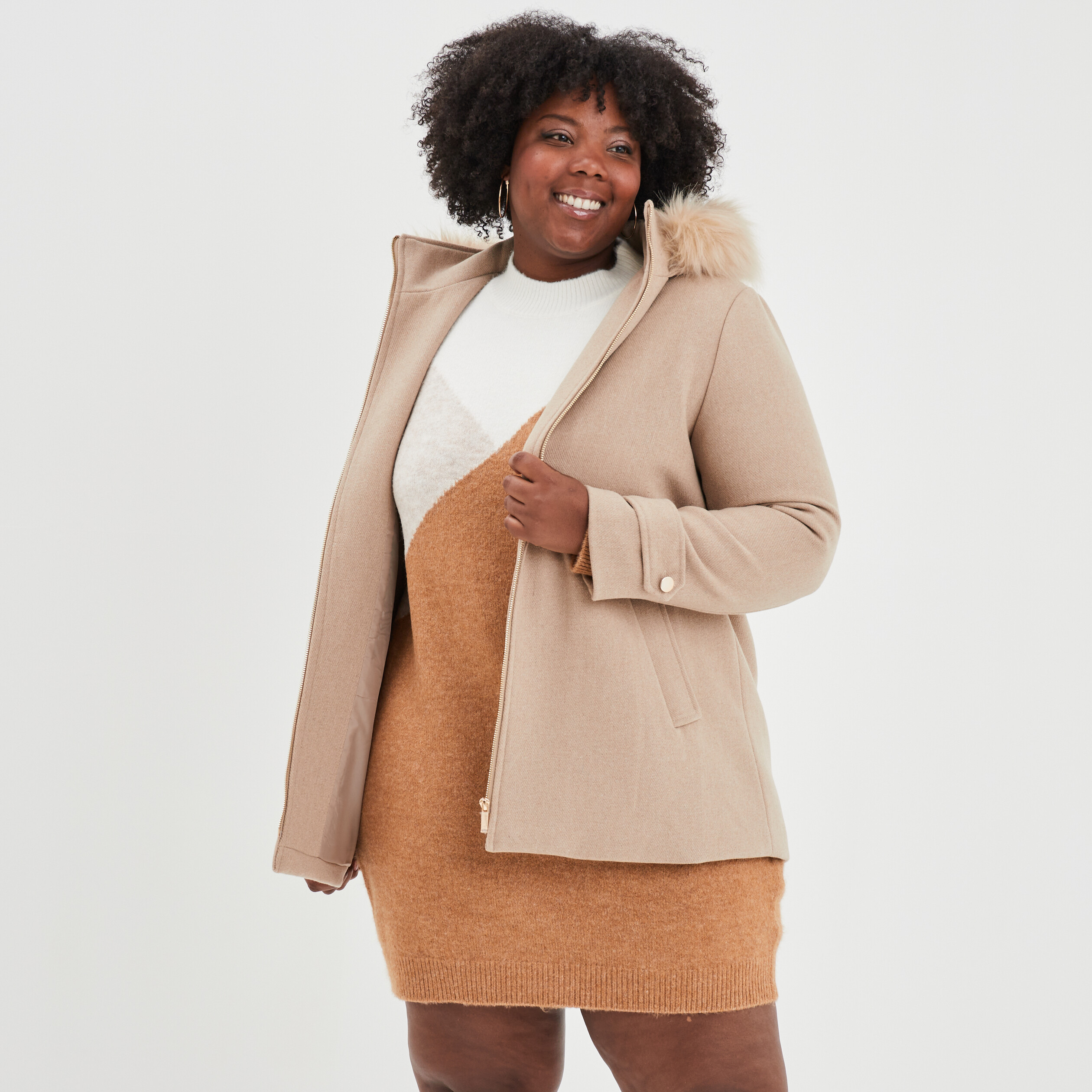 Manteau à capuche fourrure amovible beige femme grande taille | La Halle