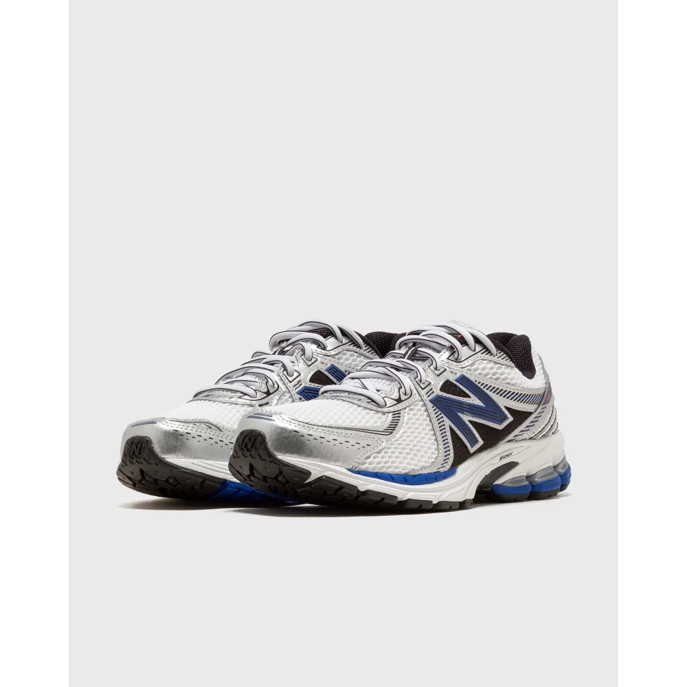 New Balance 860v2 ML860XB / weiss