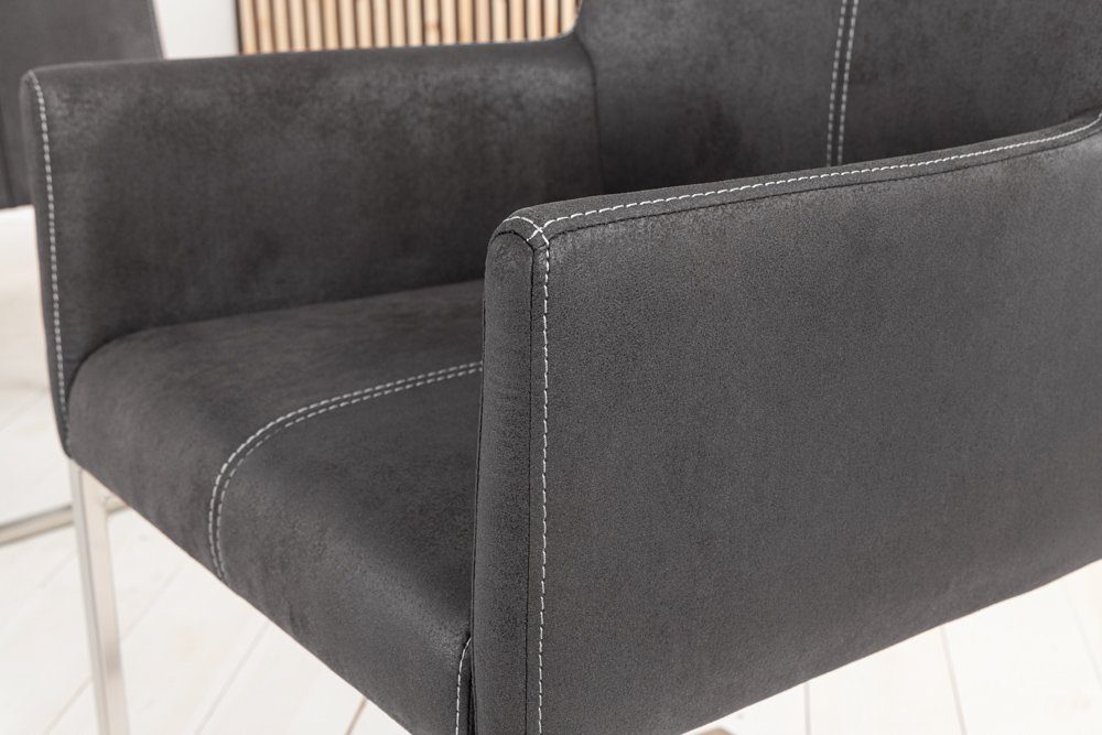 riess-ambiente Freischwinger SAMSON vintage grau / silber (Einzelartikel, 1 St), Esszimmer · Microfaser · Edelstahl · mit Armlehne · Industrial Design