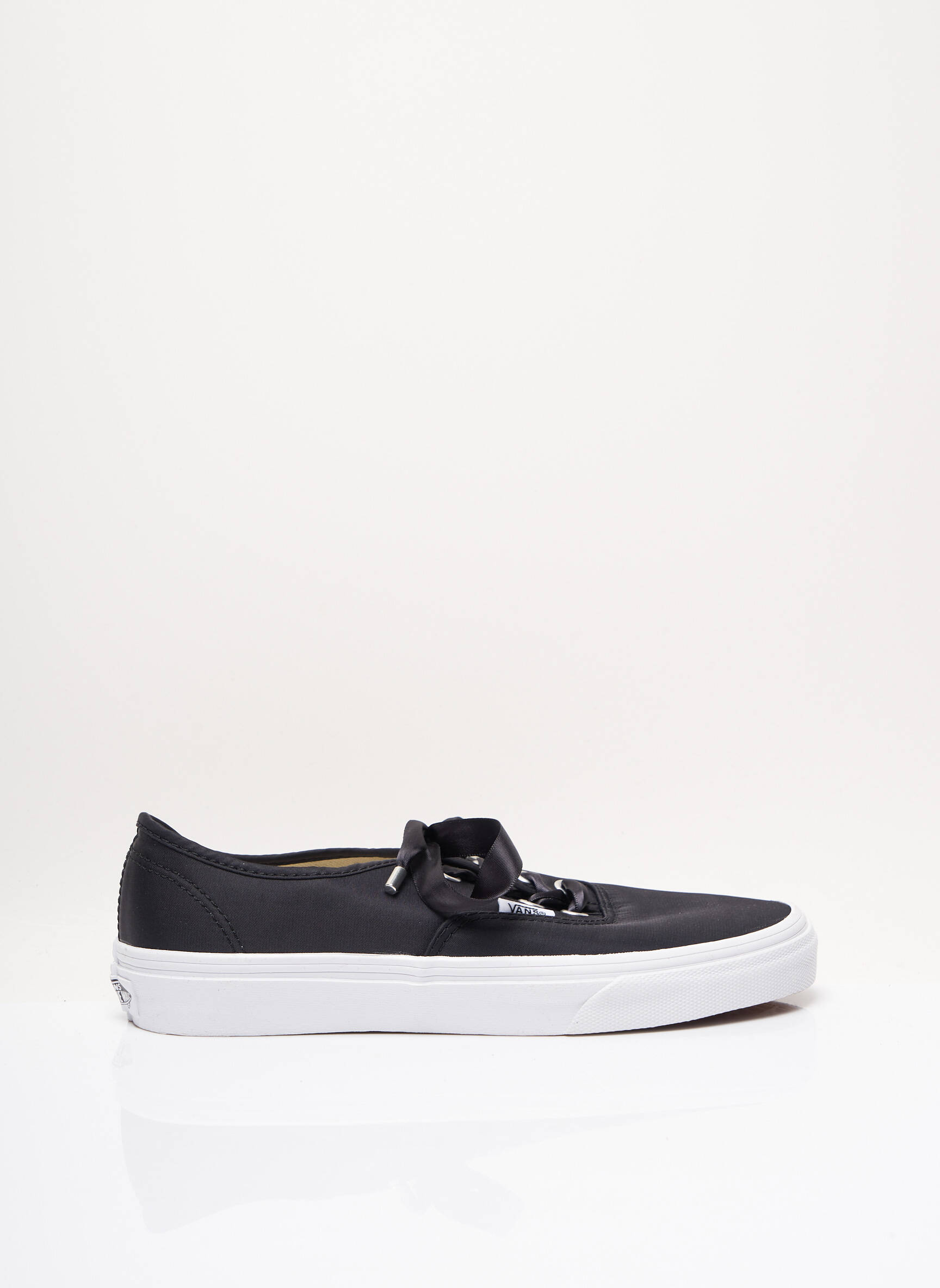 Vans Baskets Femme couleur noir