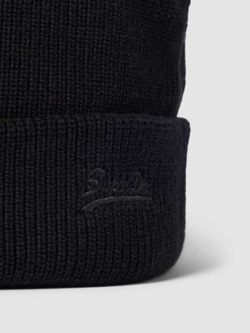 Beanie mit Logo-Stitching in schwarz