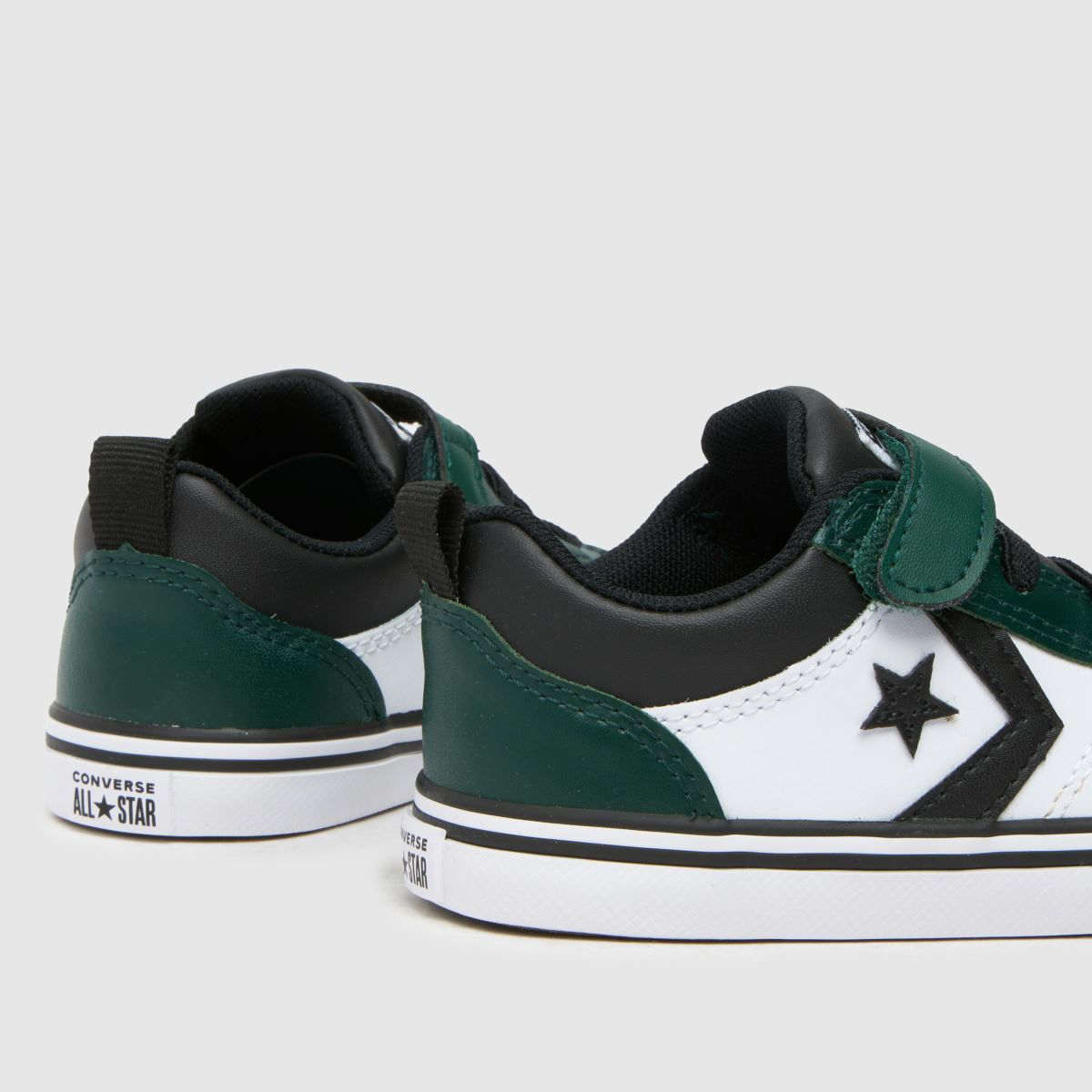 Converse vita & gröna Pro Blaze låga lättåtkomliga småbarnssneakers för pojkar