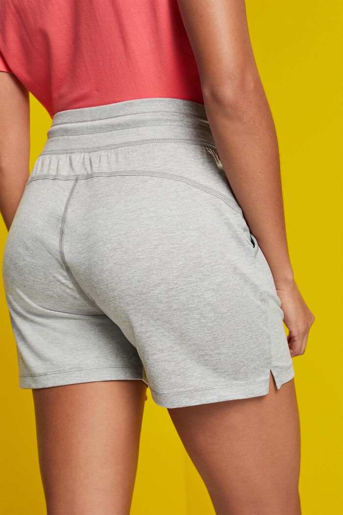 Shorts knitted