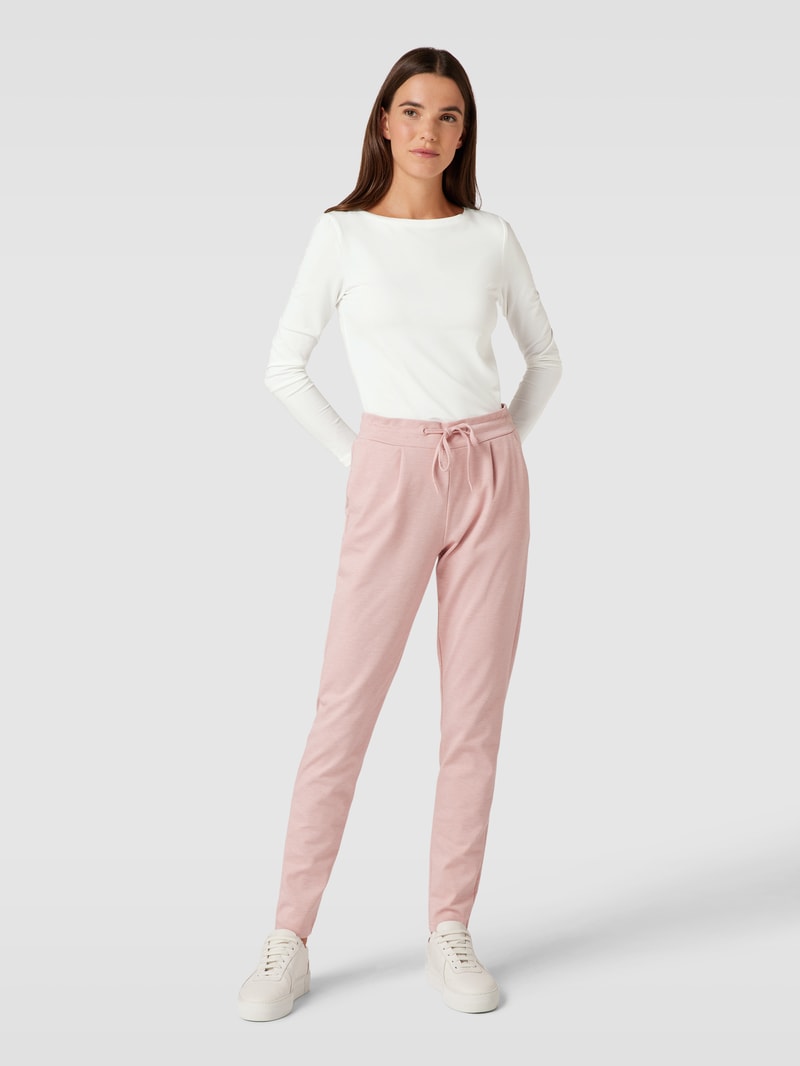 Longsleeve mit U-Boot-Ausschnitt in offwhite