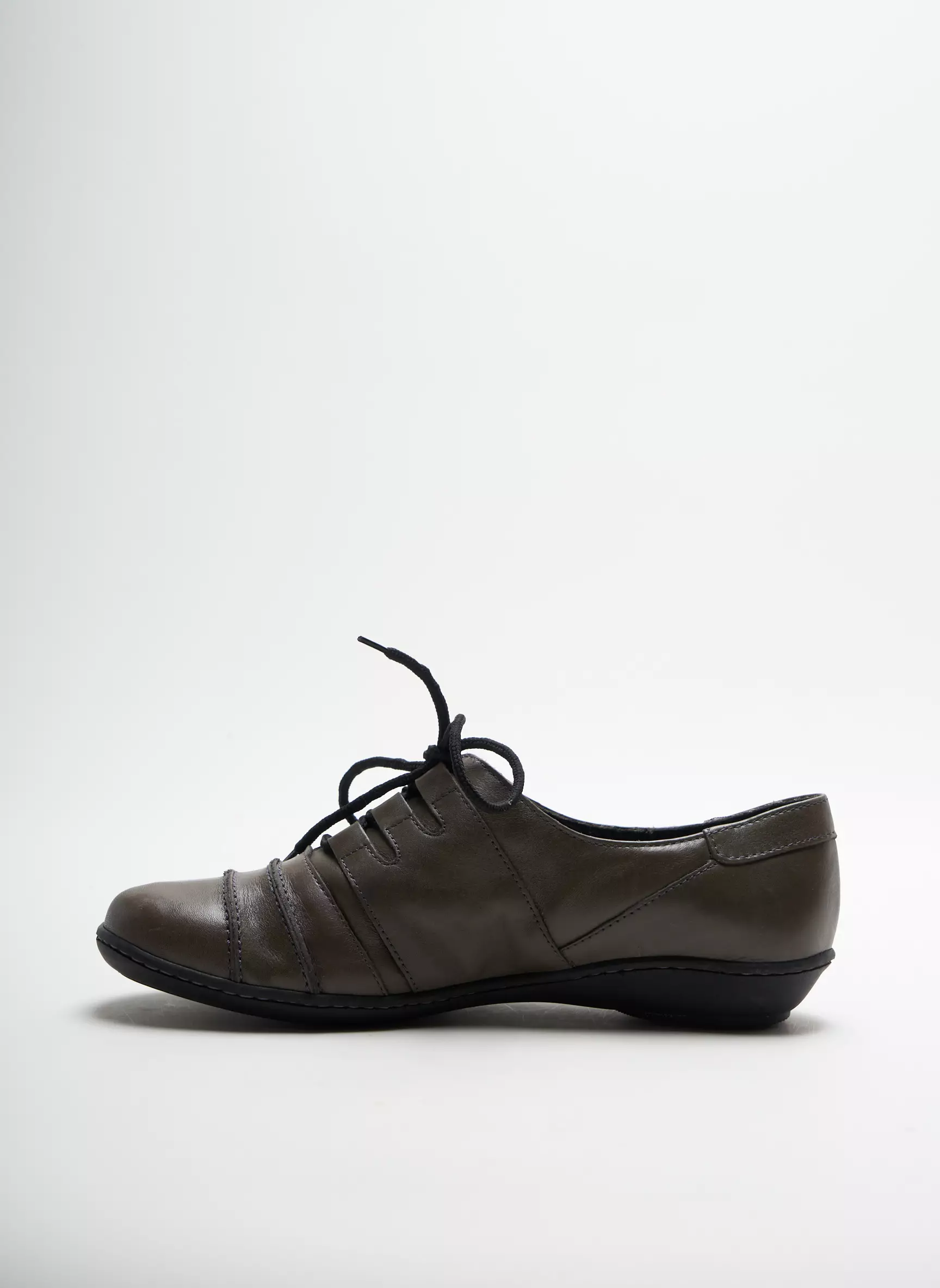 Geo Reino Chaussures Confort Femme couleur gris