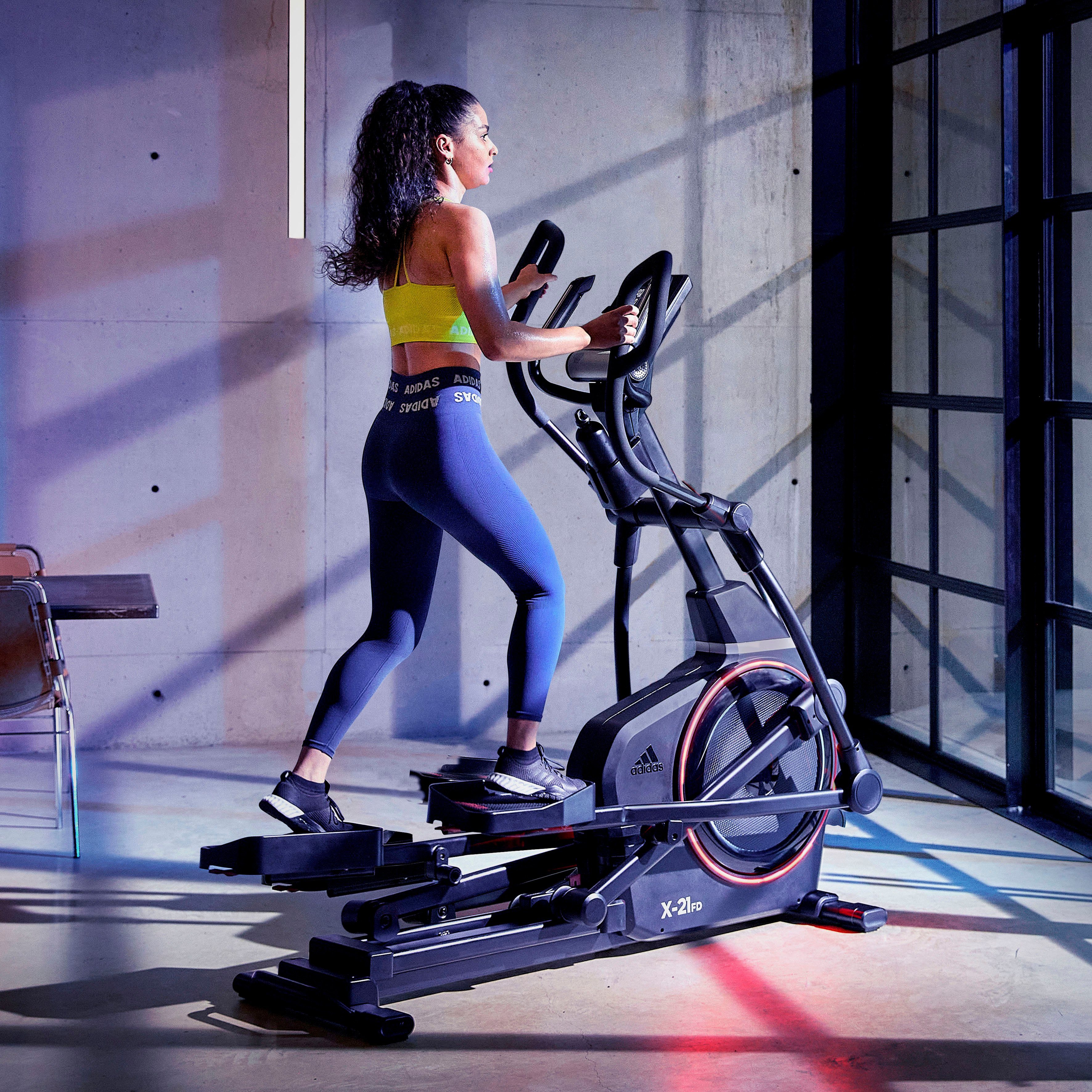 adidas Performance Crosstrainer-Ergometer X-21FD, mit LED-Beleuchtung