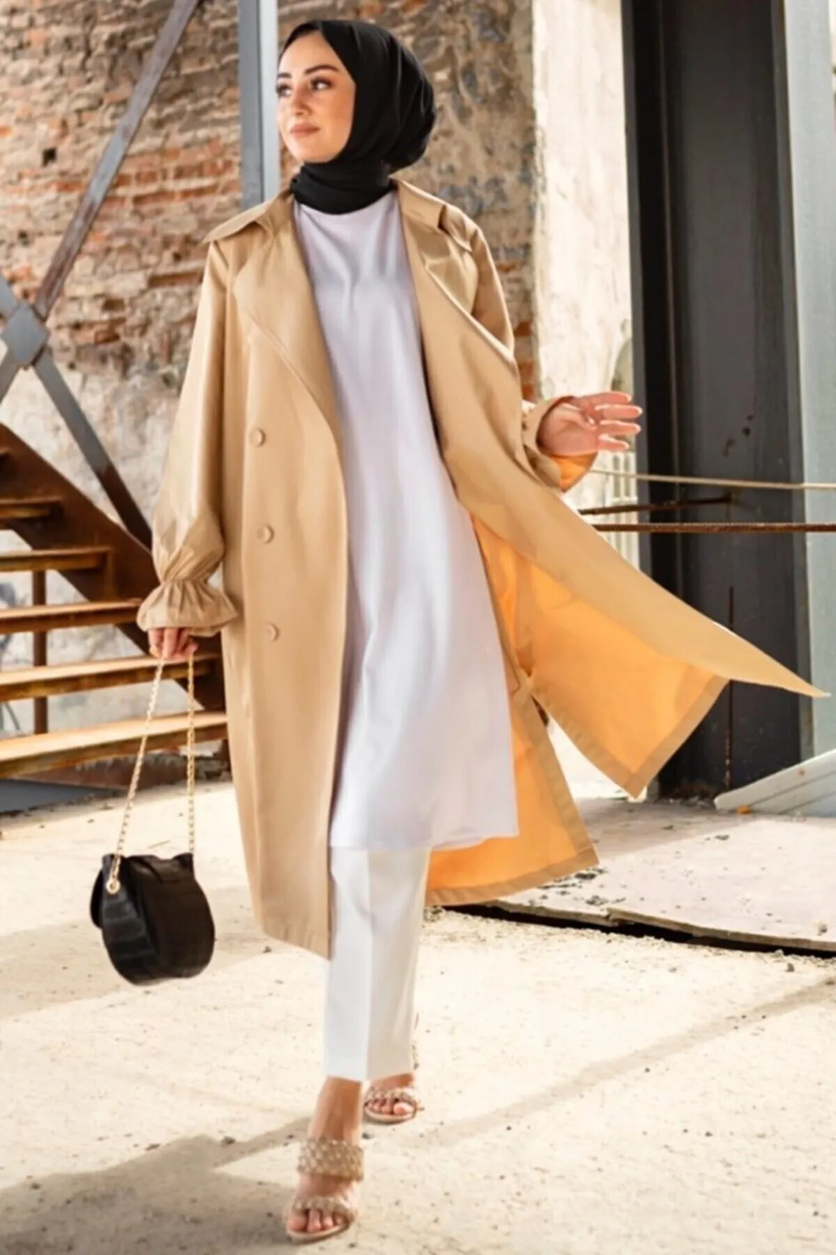 VOLT CLOTHİNG  Geknöpfter Trenchcoat für Damen