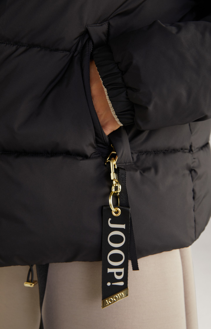 Steppjacke in Schwarz