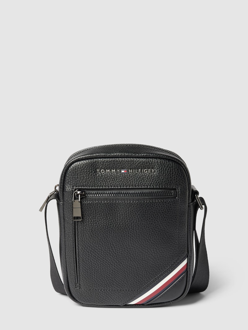 Umhängetasche mit Label-Details Modell 'CENTRAL MINI REPORTER' in schwarz