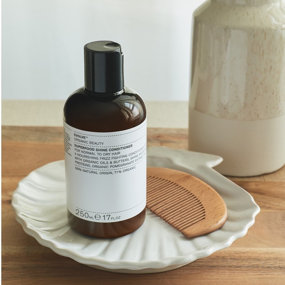 Evolve Organic Beauty Superfood balzam za sijaj
