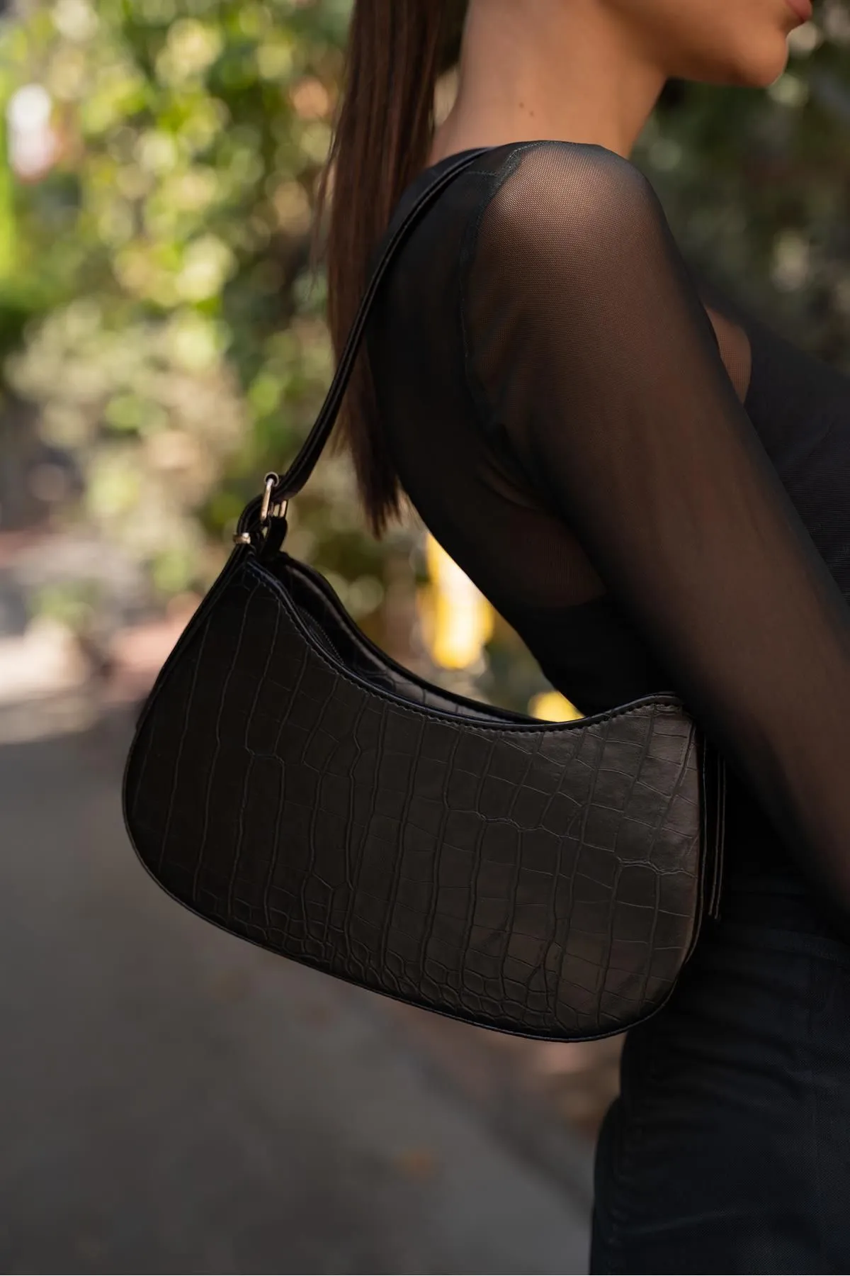 Madamra  Schwarze Krokodil-Baguette-Tasche für Damen