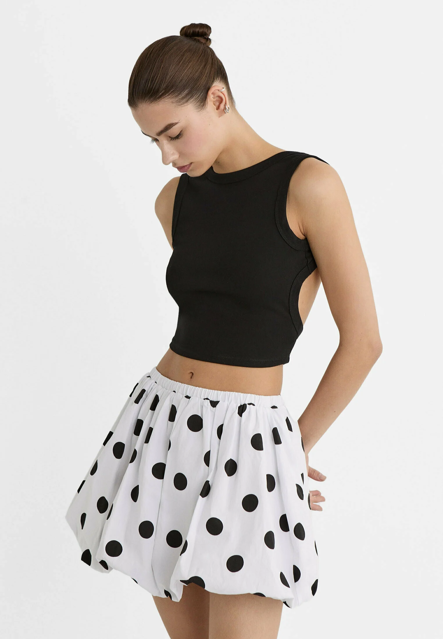 Falda globo Stradivarius con lunares