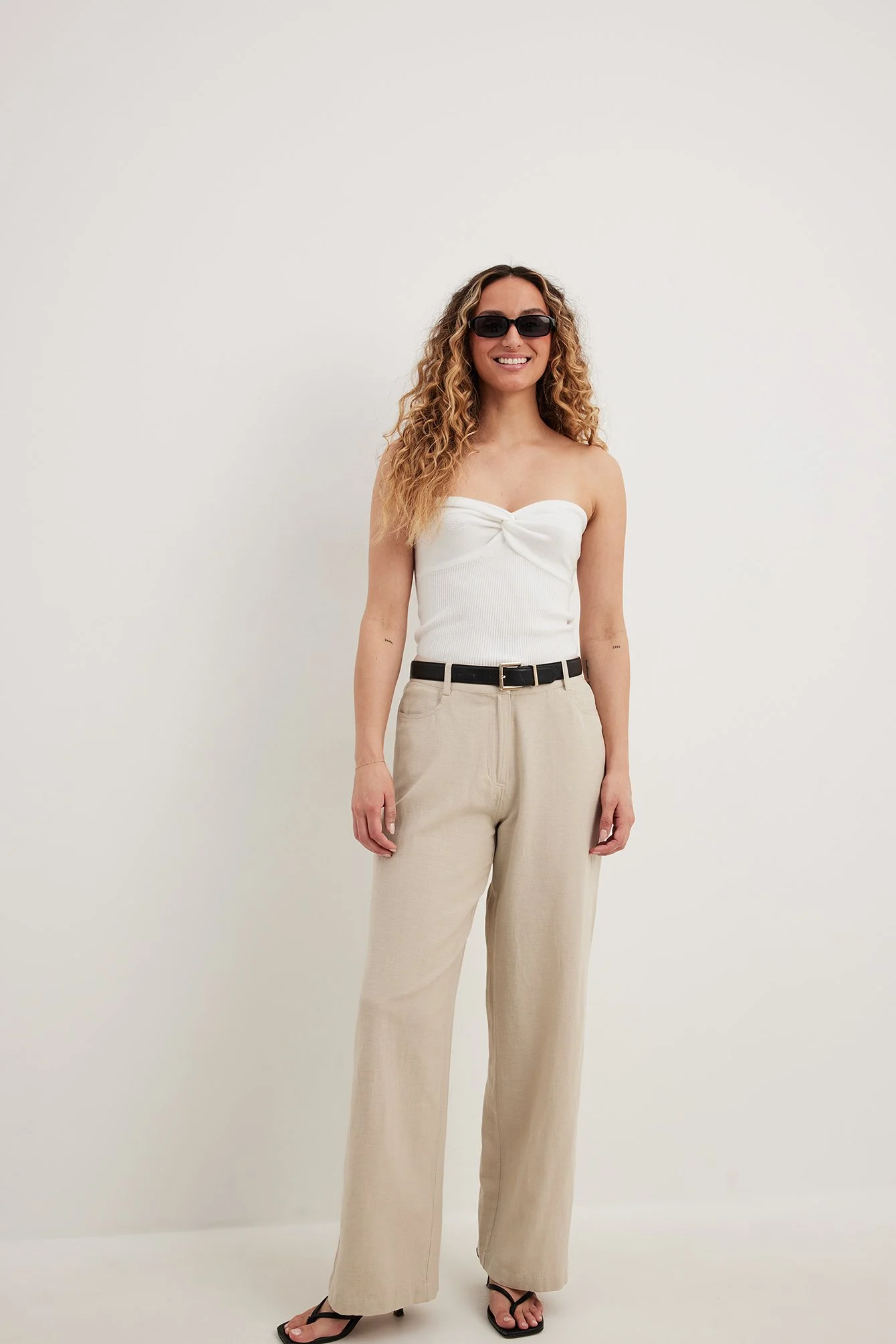 Hose aus Leinenmix mit mittlerer Taille