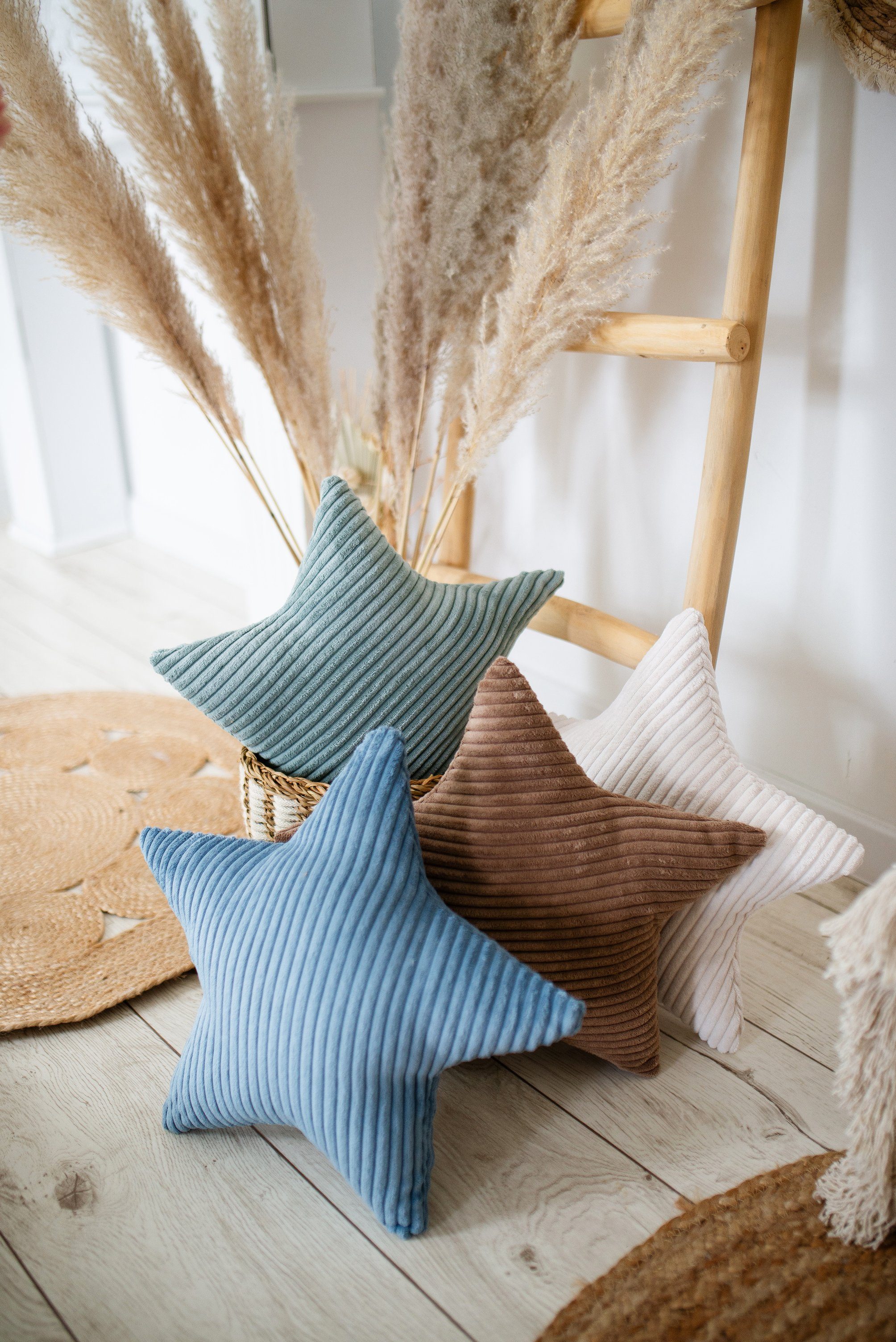 Rainbow Kids Dekokissen Cord Kissen Boho Home Decor Kinderkissen Samtweich Sternkissen, Made in EU