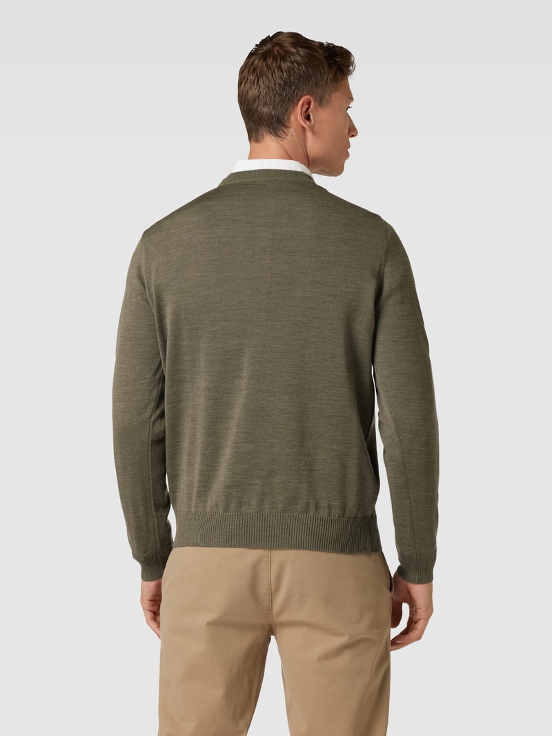 Strickpullover mit gerippten Abschlüssen in schilf