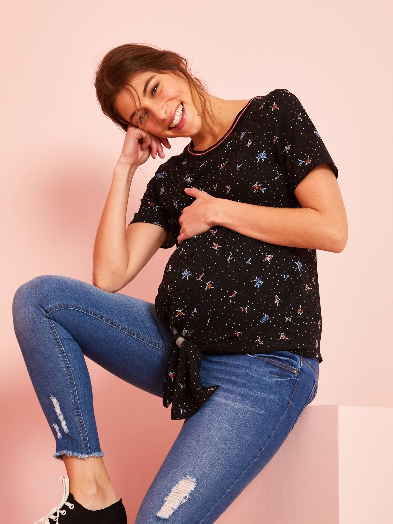 T-shirt noué de grossesse noir imprime fleurs