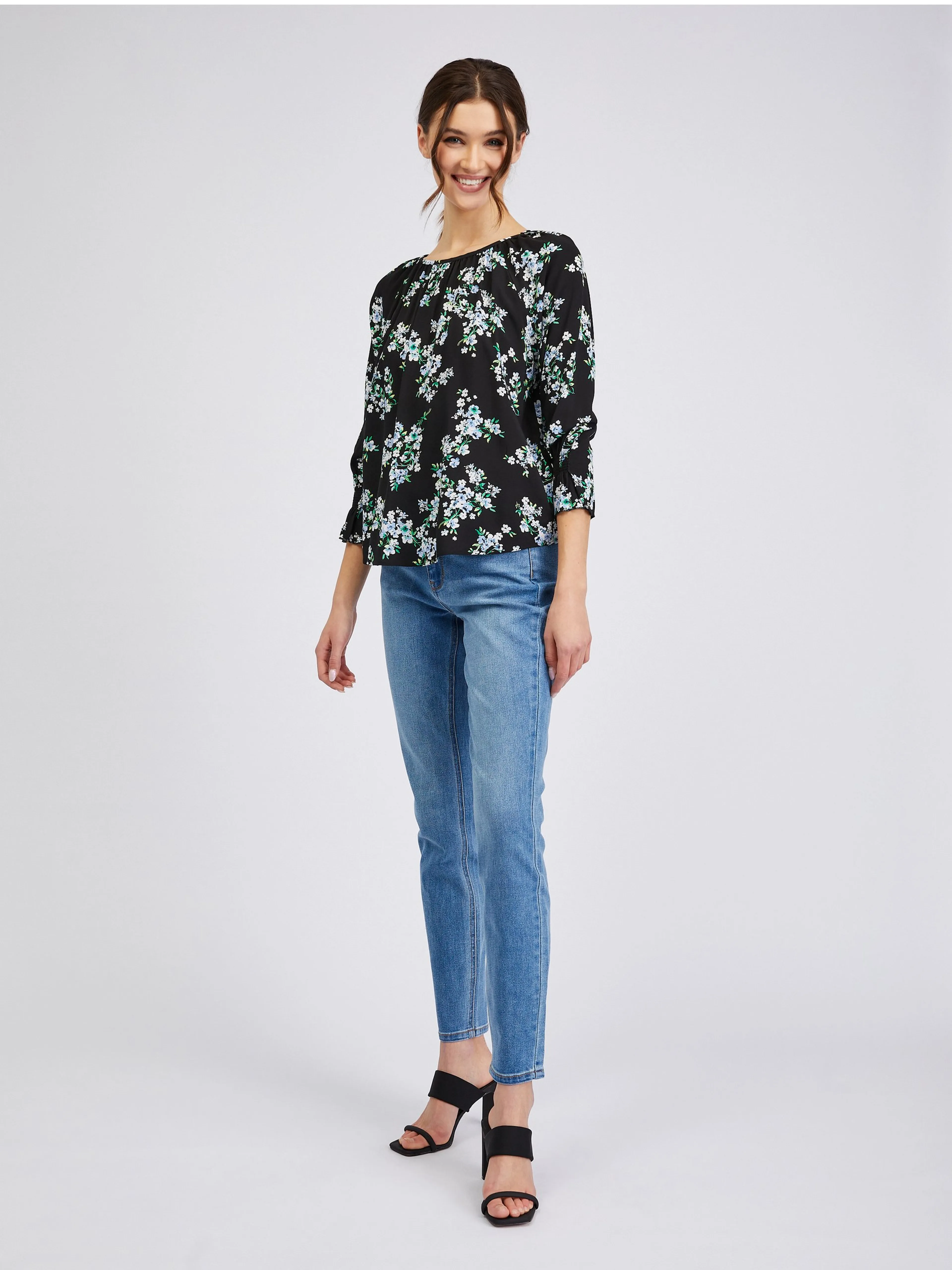 Schwarze Damenbluse mit Blumenmuster ORSAY