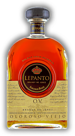 Gonzalez Byass Lepanto Oloroso Viejo Gonzalez Byass Lepanto Oloroso Viejo González Byass Lepanto Oloroso Viejo überzeugt durch feine Eleganz und große Komplexität. 0,7	 Liter - Vol 36%