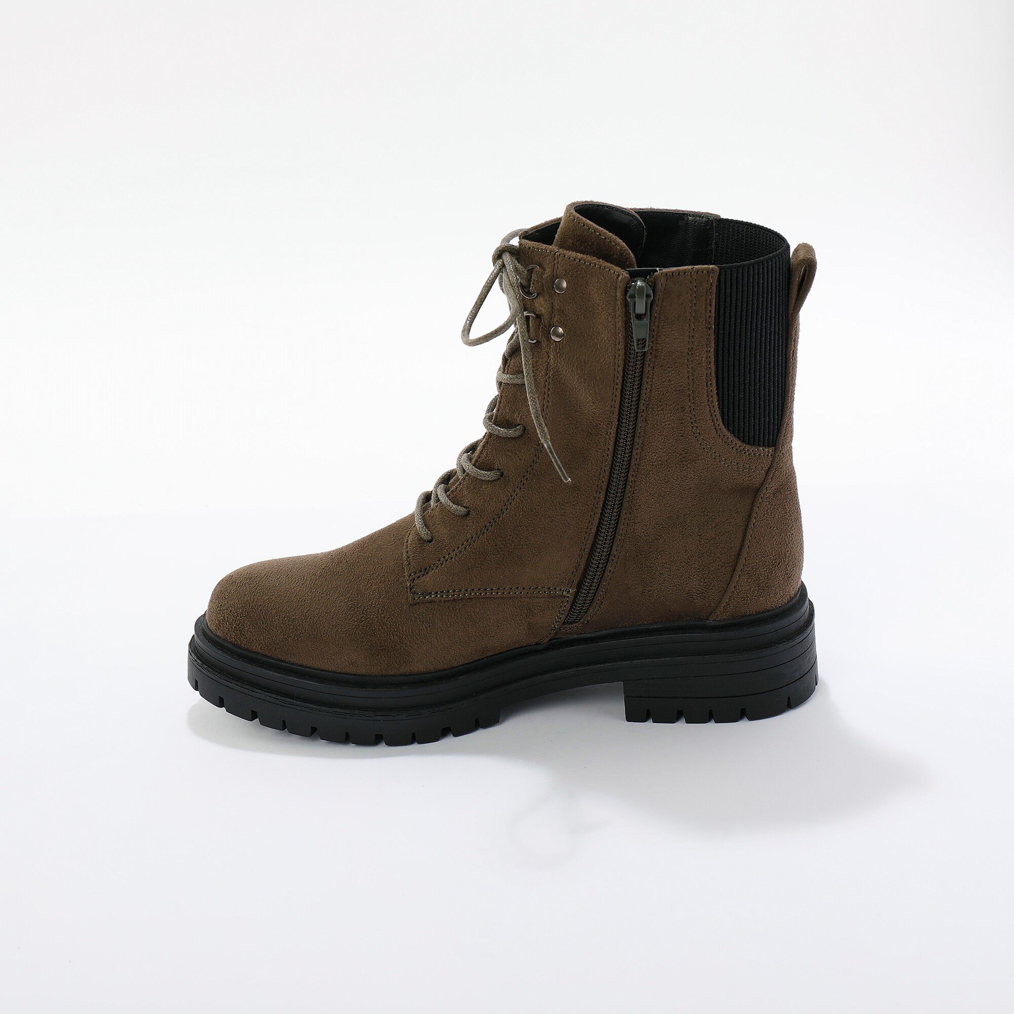 Boots montantes à lacets, semelle crantée