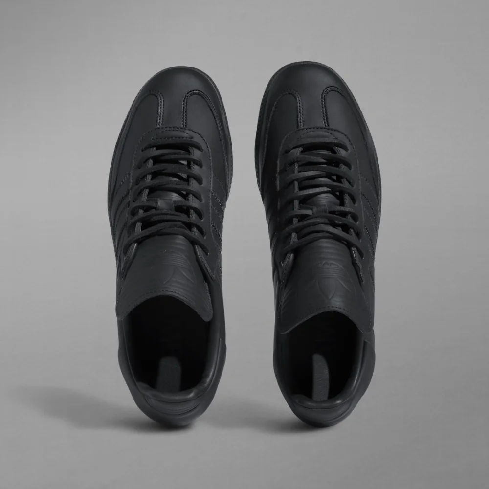 adidas Humanrace Samba x IE7291 / grau