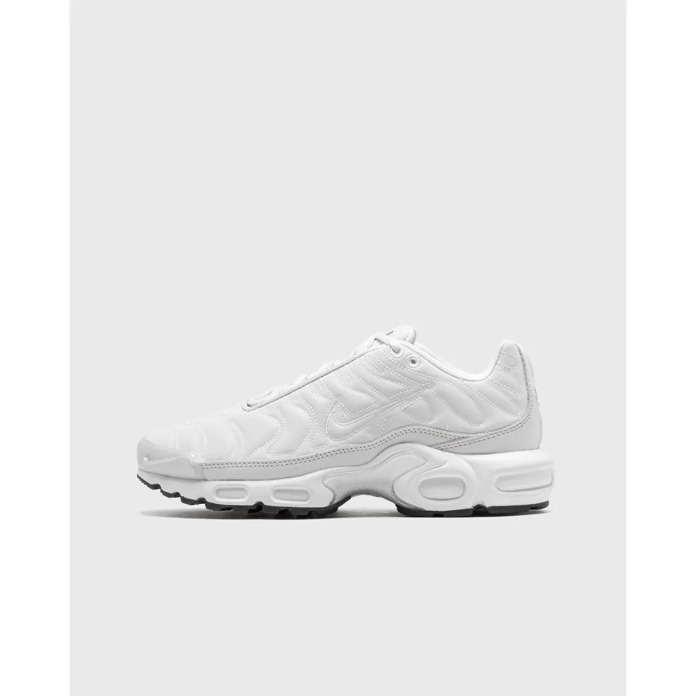 Nike Wmns Air Max Plus FZ4342-001 / weiss