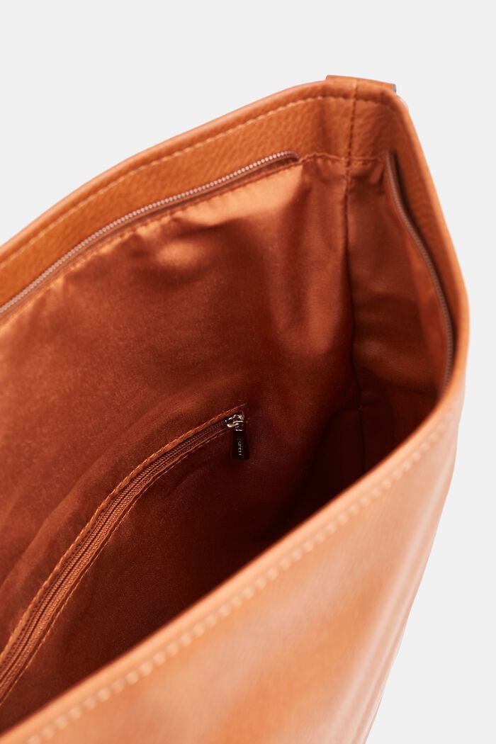 Flap Over-Bag in Lederoptik