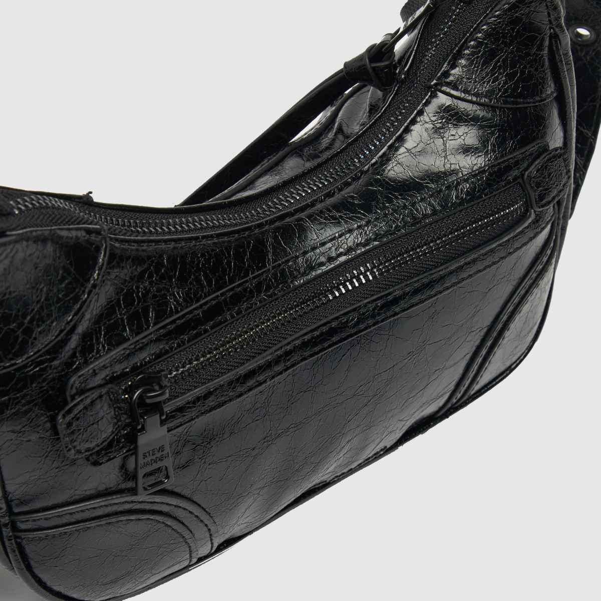 Steve Madden svart bglowing axelväska