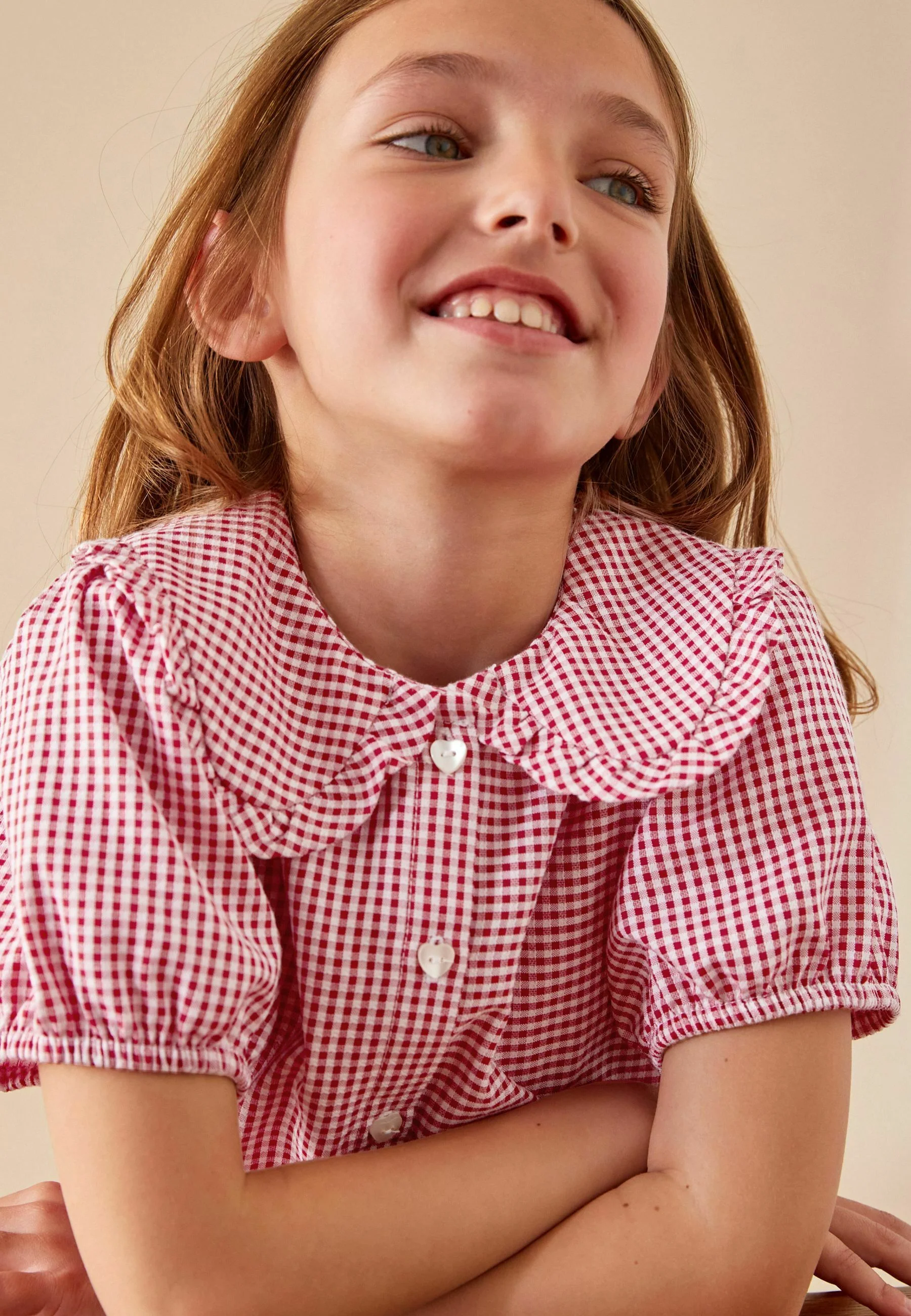 Siguiente vestido de verano con estampado de cuadros escalonados de la escuela Rich