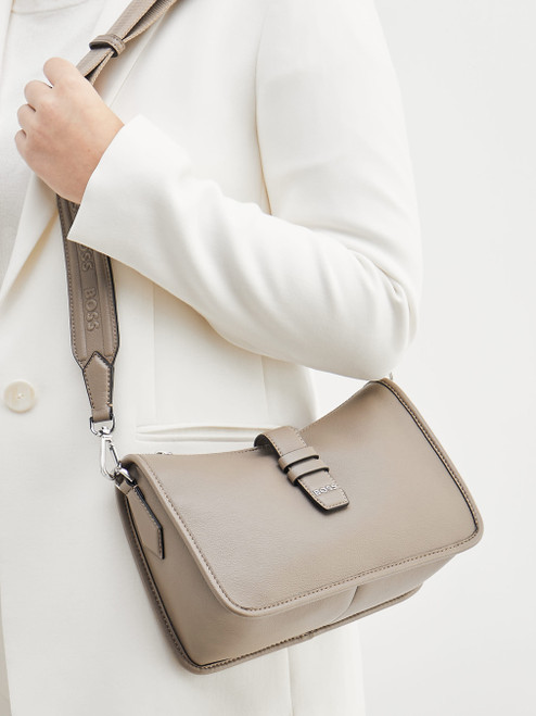 Schulter-/ Umhängetasche-93923590010 Hugo Boss