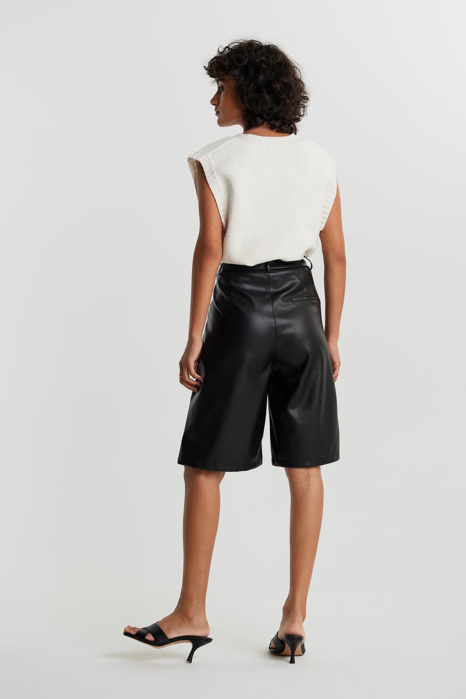 Henny PU shorts