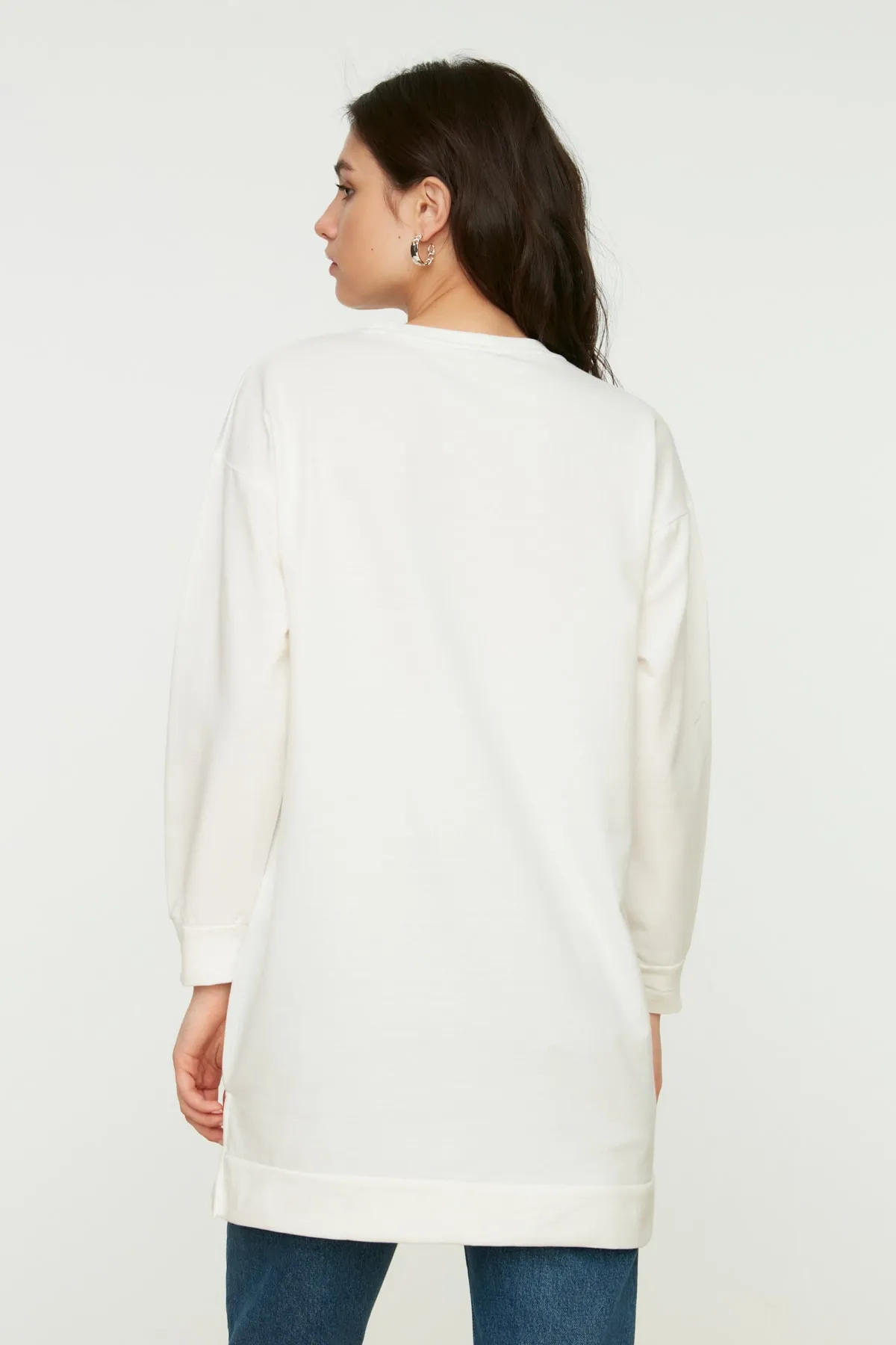 Trendyol Modest  Marineblau-Ecru 2er-Pack Basic-Strick-Sweatshirt mit Rundhalsausschnitt TCTAW22TW0152