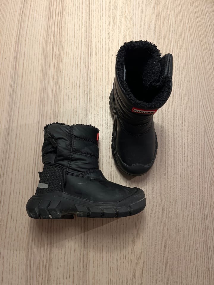Hunter Gummistiefel in Schwarz günstig kaufen 23