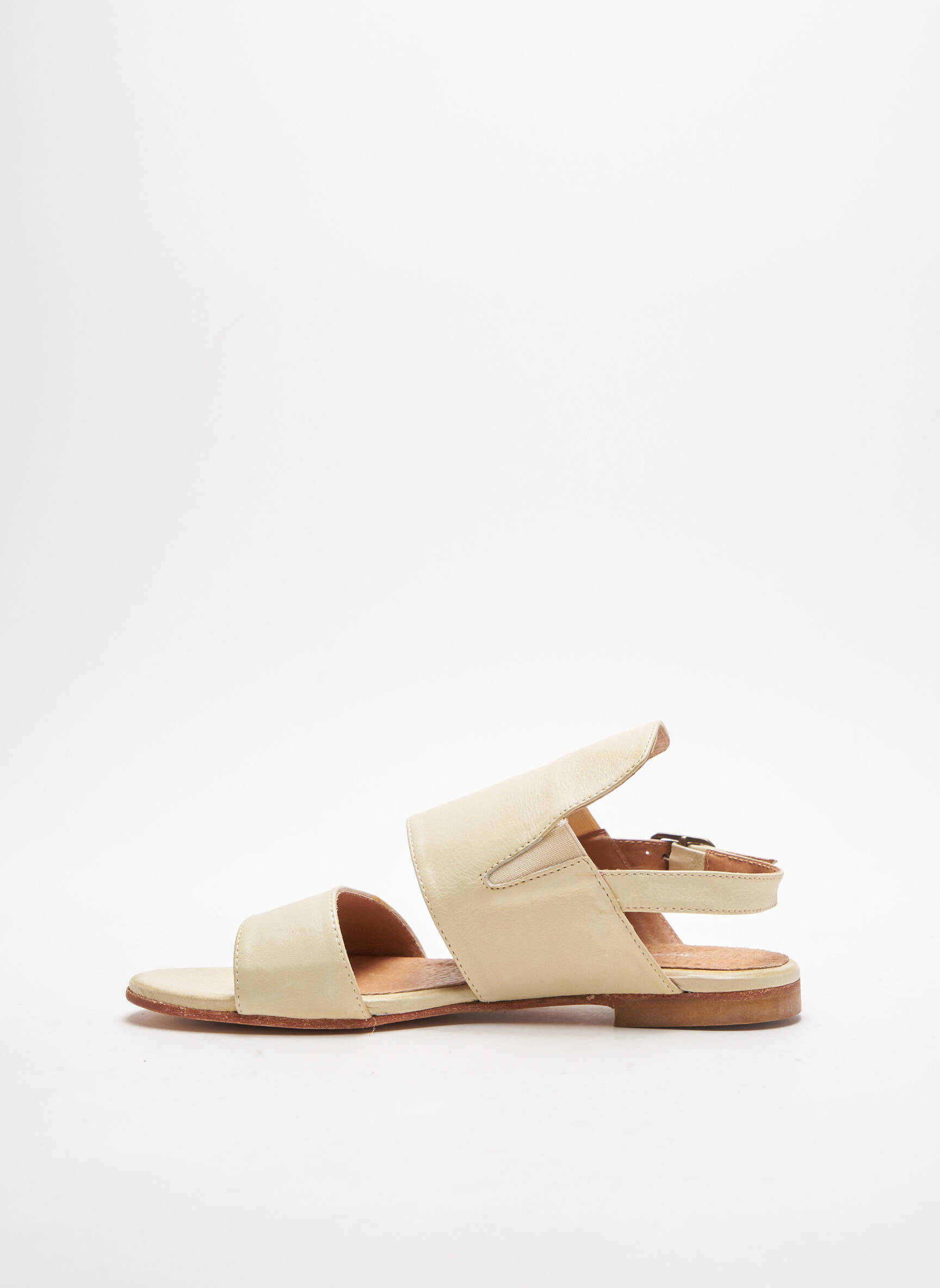 Angela Ripari Sandales Nu Pieds Femme couleur beige