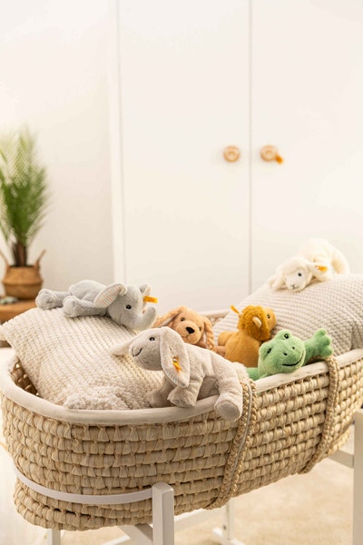 Floppy Trampili Elefant, 20 cm, hellgrau