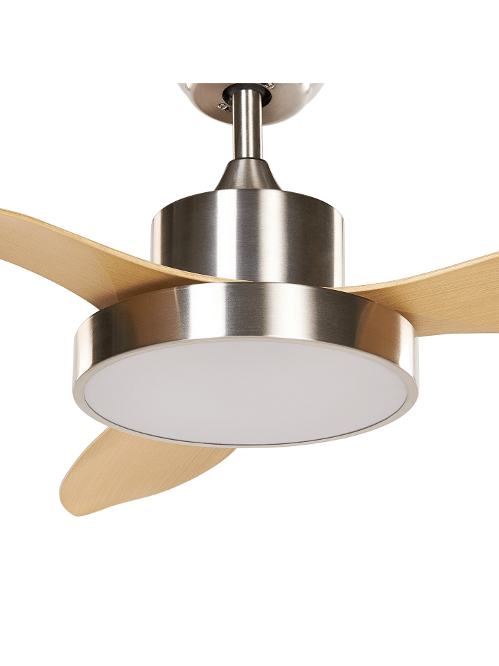 Beliani Deckenventilator mit Licht BANDERAS in Silber/Heller Holzfarbton günstig kaufen onesize