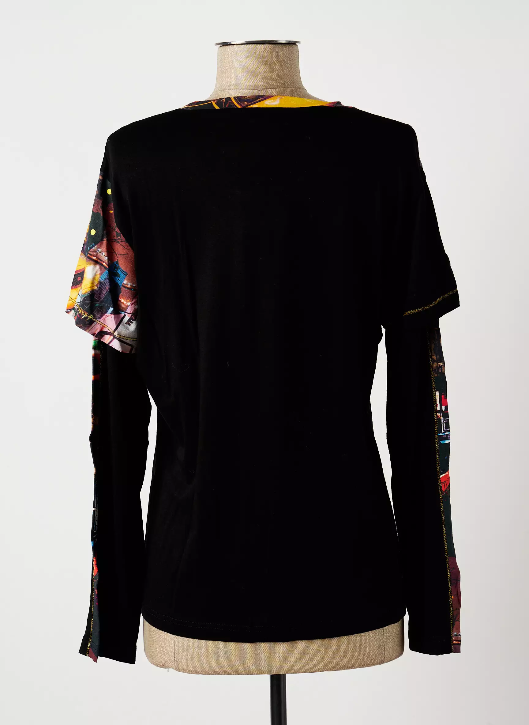 Guy Dubouis Tshirts Femme couleur noir