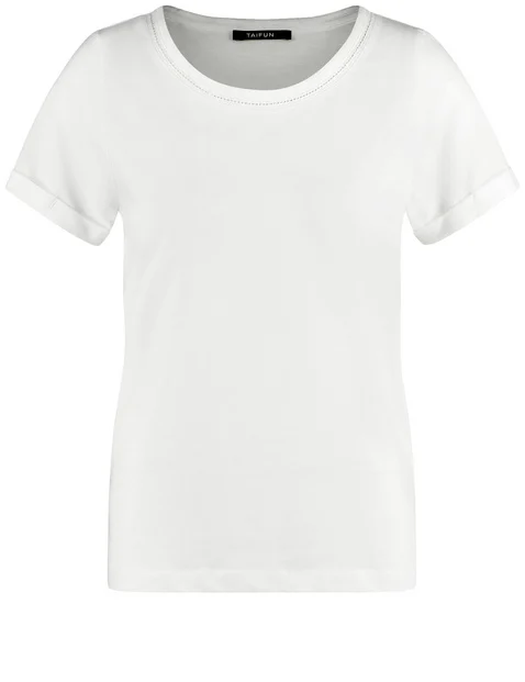 Basic T-Shirt