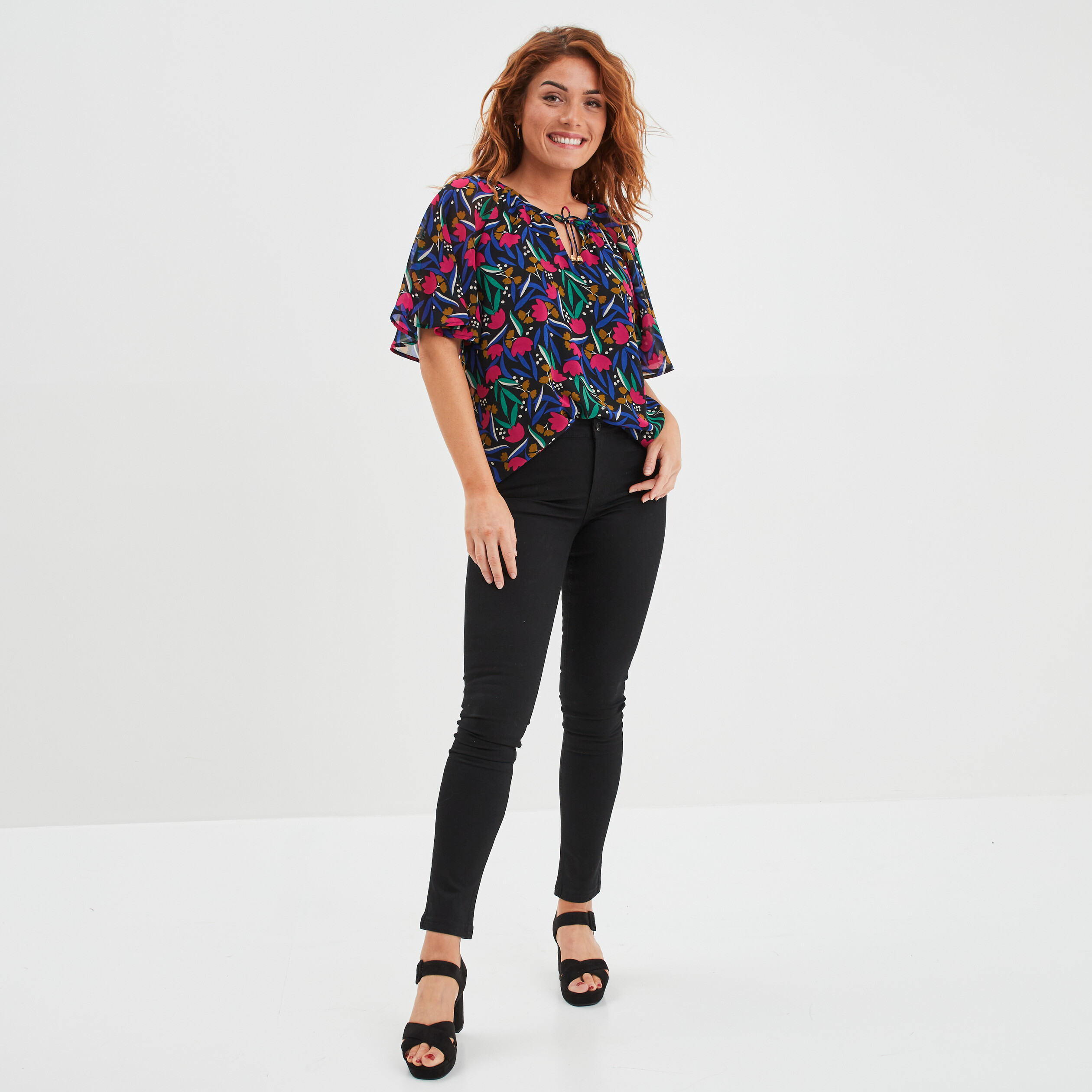 Blouse col tunisien avec cordons noir femme | La Halle