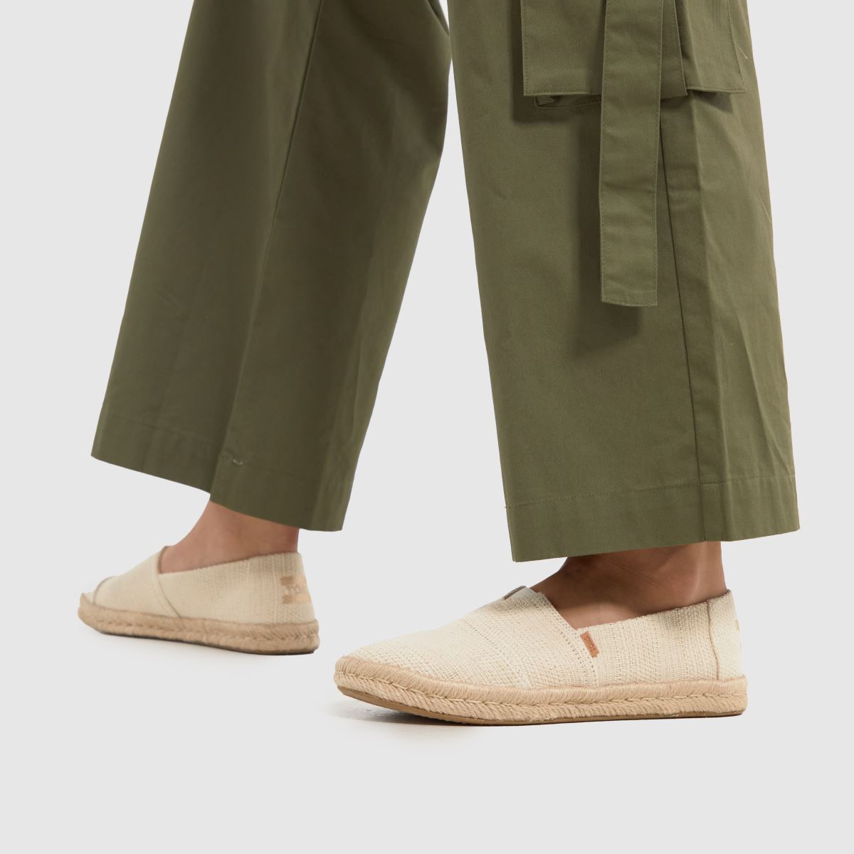TOMS alpagata rope 2.0 lapos talpú cipő bézs színben