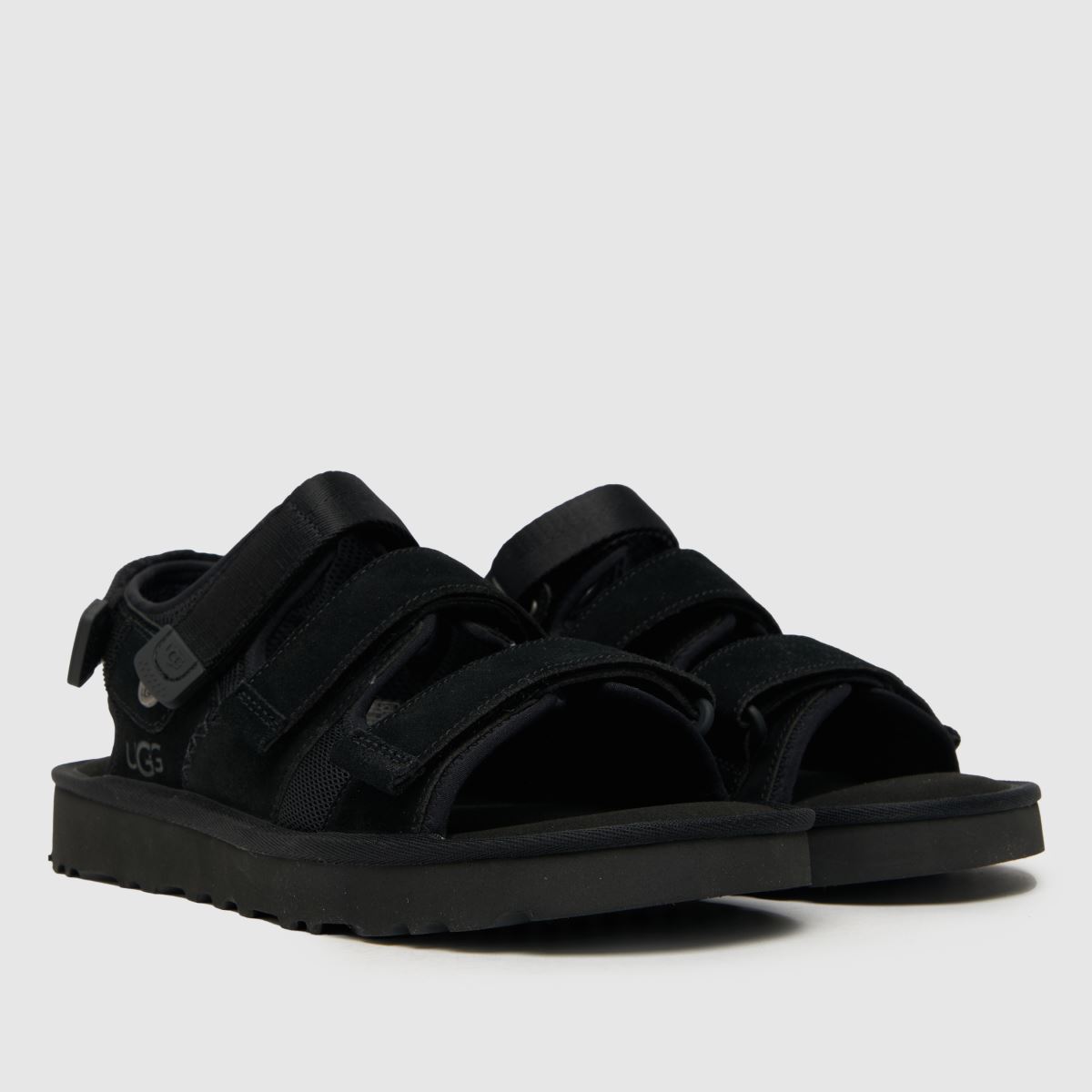 UGG – Goldencoast – Svarta sandaler med flera remmar