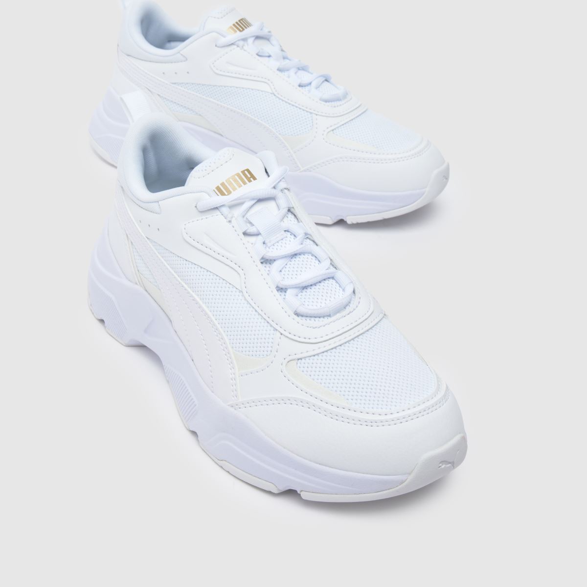 PUMA – Cassia – Vita träningsskor