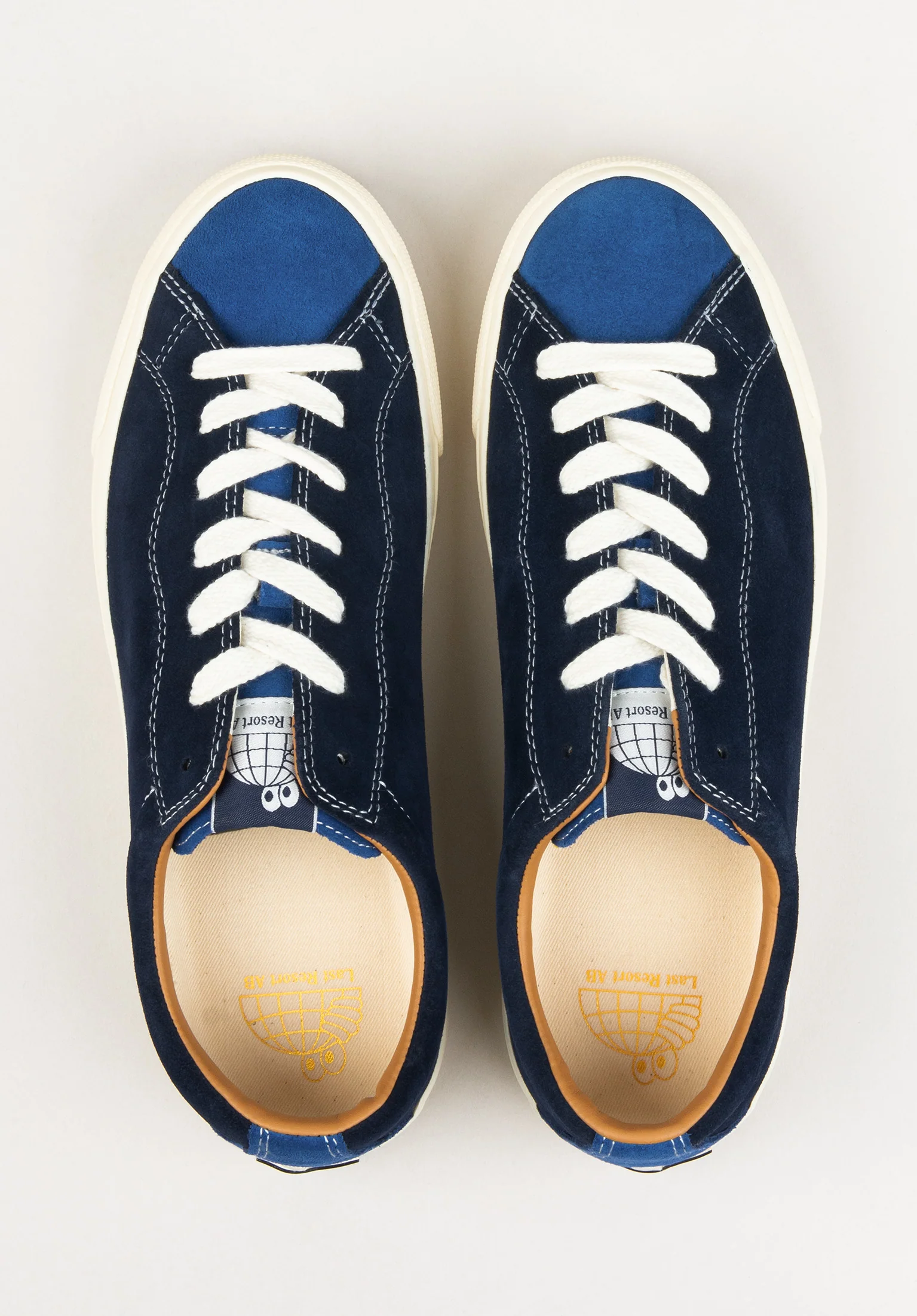 VM003 Suede Low