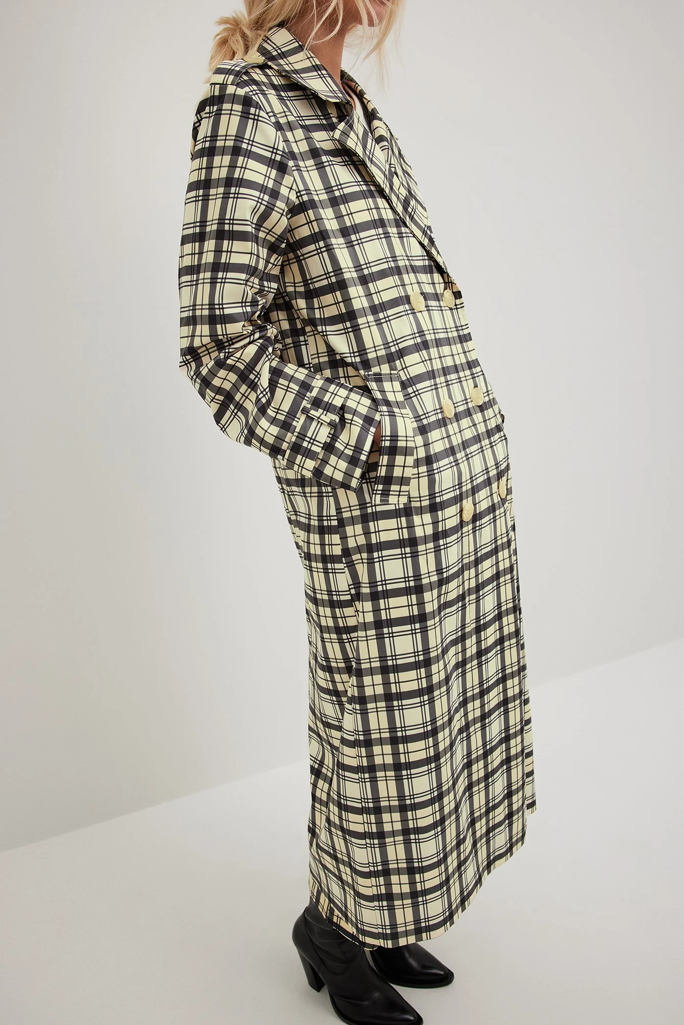 Karierter Trenchcoat
