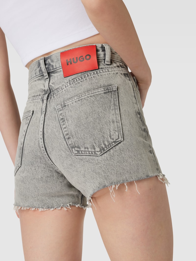 HUGO X P&C - Jeansshorts im Used-Look in hellgrau