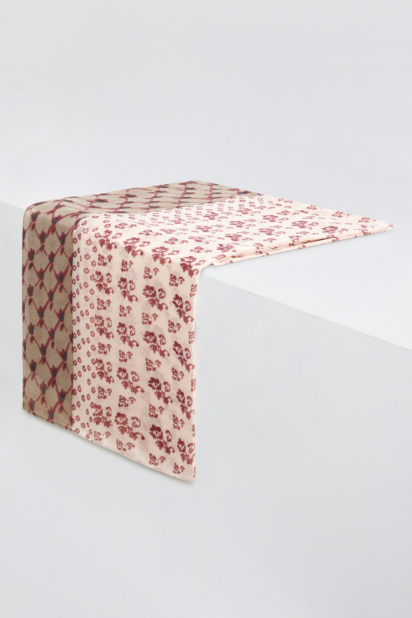 foulard plume rose femme