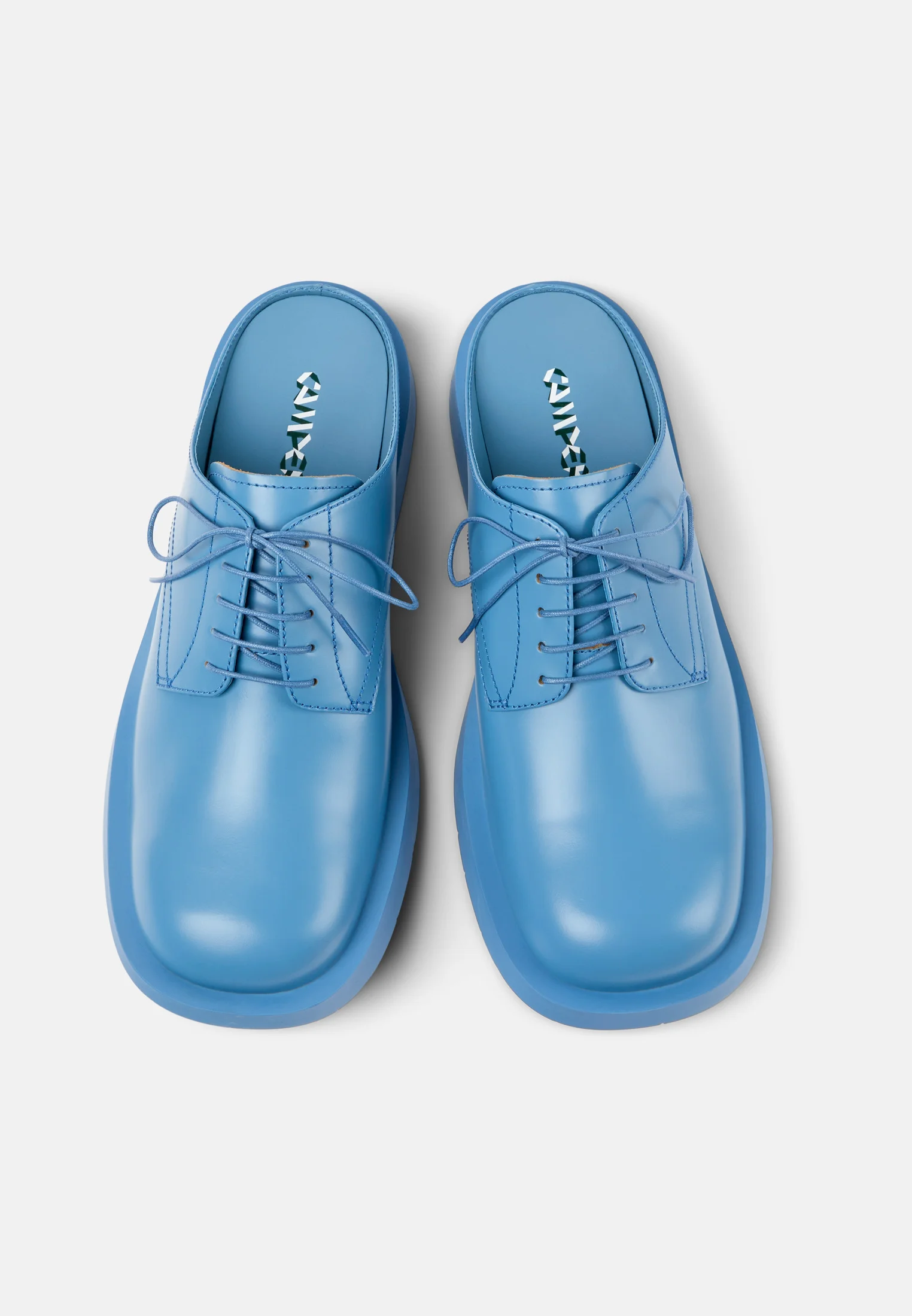 Zapatos deportivos con cordones CAMPERLAB