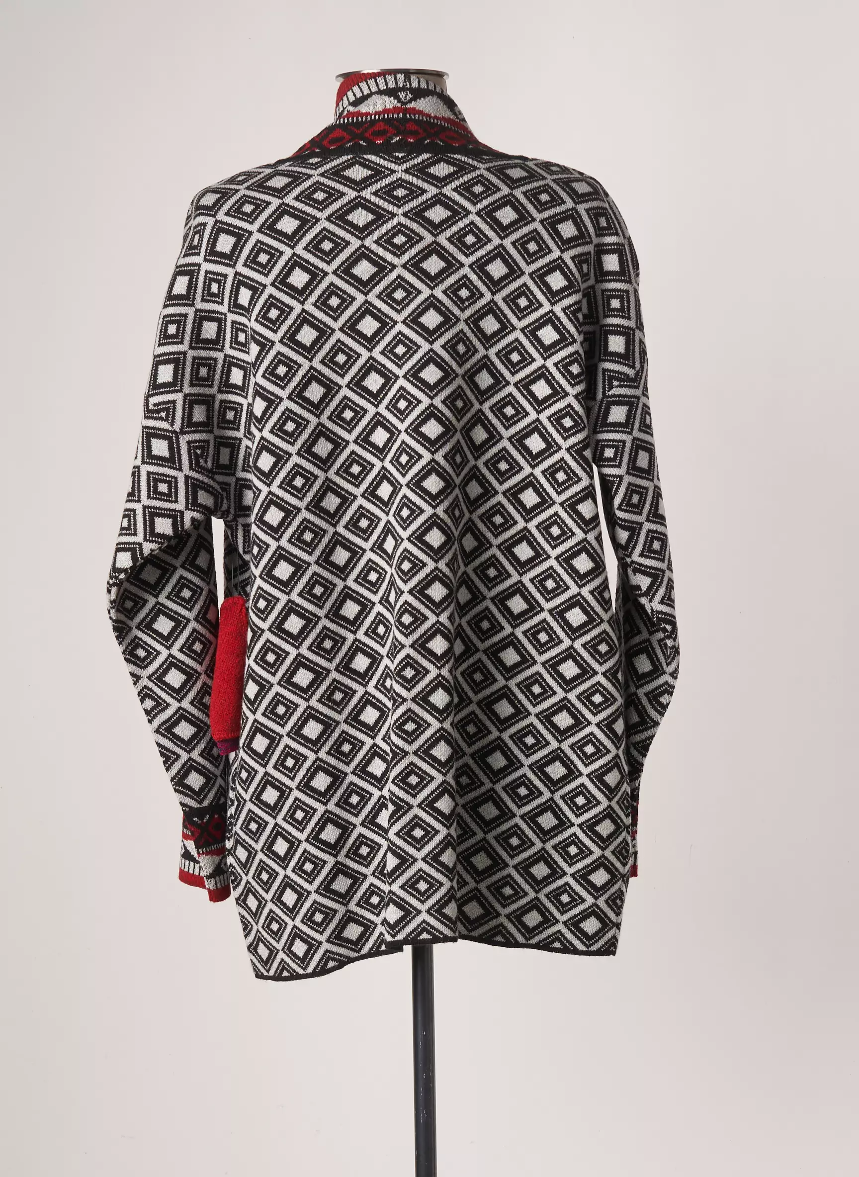 Agathe   Louise Cardigans Femme couleur noir